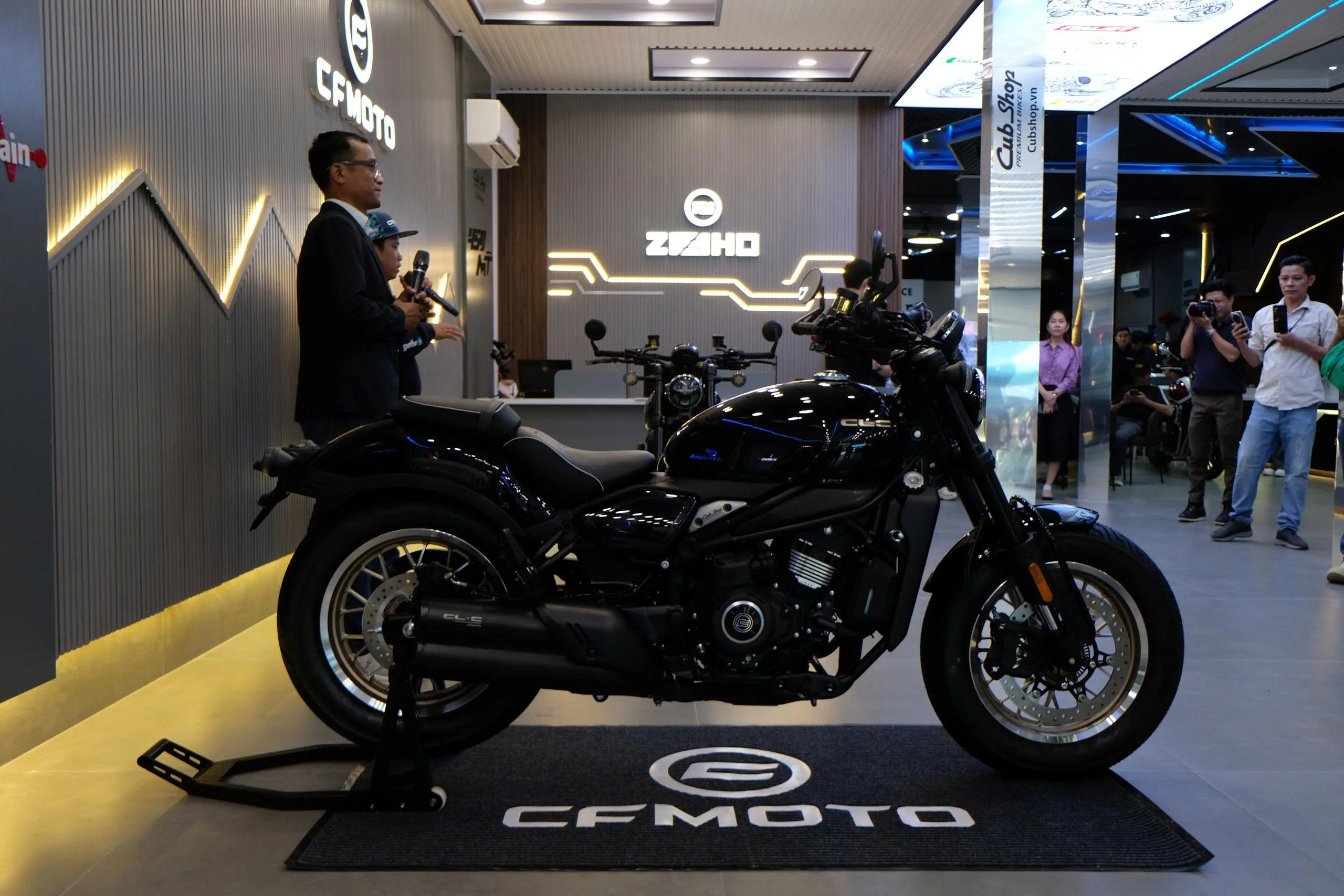 CFMOTO 450CL-C AMT ra mắt Việt Nam, cruiser 449cc không cần bóp côn