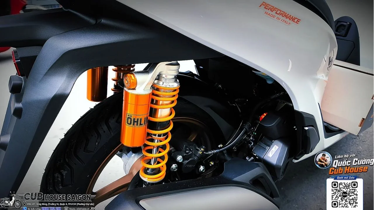 giao-honda-sh150i-hmr-newconcept-kem-ohlins-tai-quan-3 (4).webp