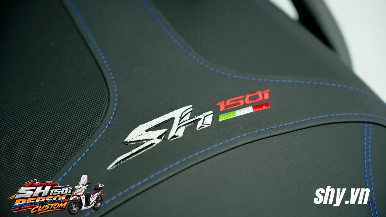 honda-sh150i-repsol-custom-cubhouse-viet-nam (3).webp