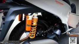 giao-honda-sh150i-hmr-newconcept-kem-ohlins-tai-quan-3 (4).webp